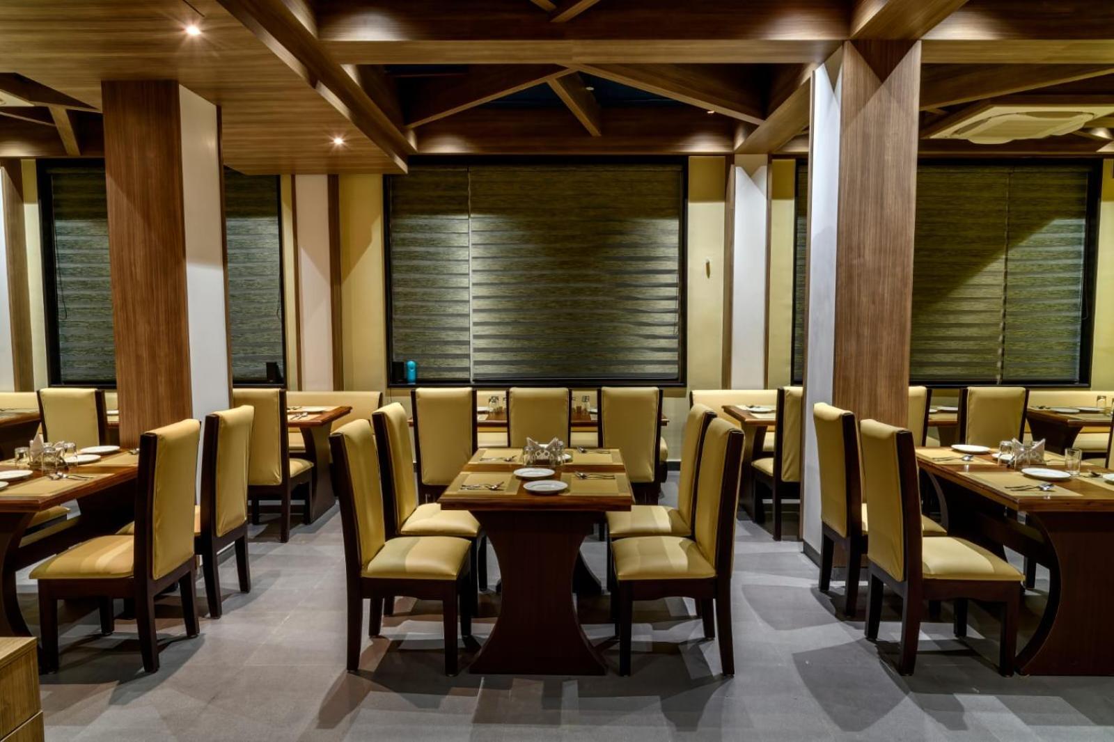 Rs Regal Inn-دوغار المظهر الخارجي الصورة