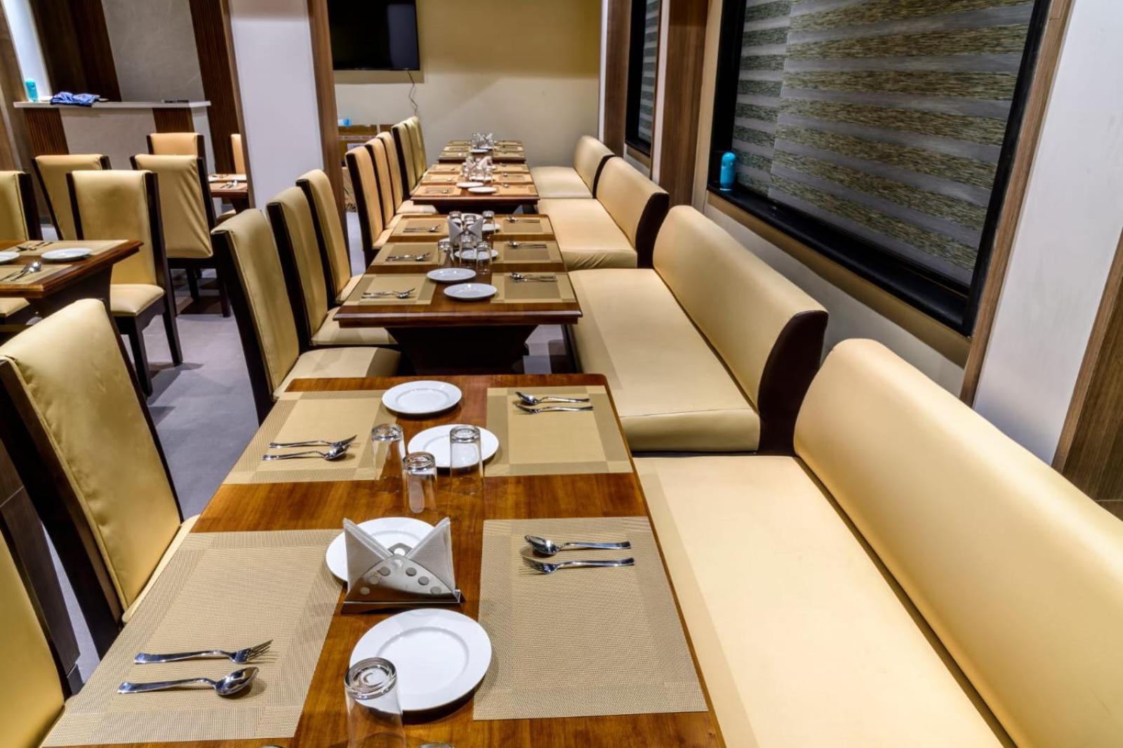 Rs Regal Inn-دوغار المظهر الخارجي الصورة