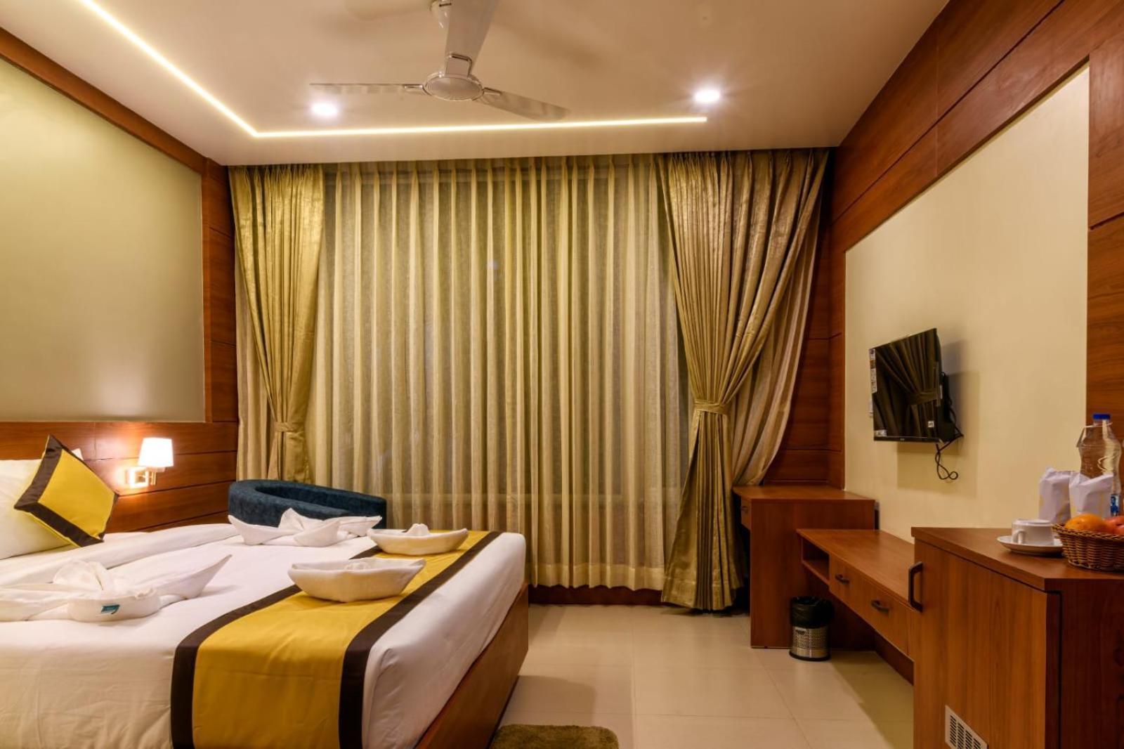 Rs Regal Inn-دوغار المظهر الخارجي الصورة