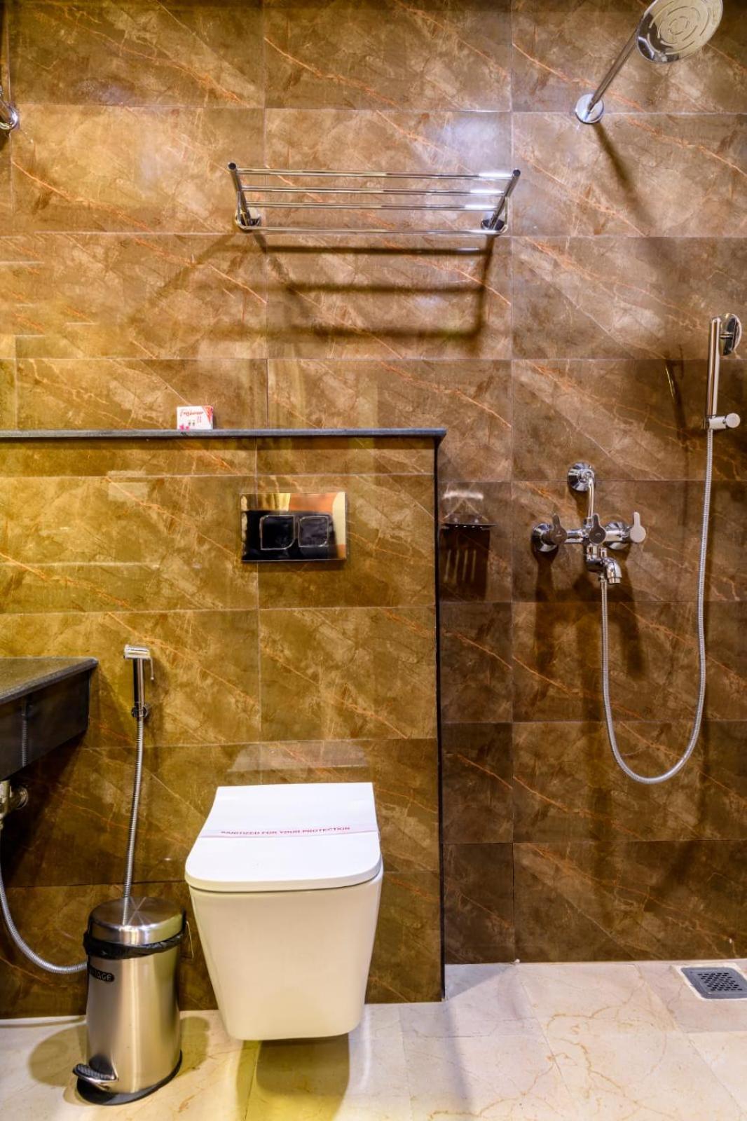 Rs Regal Inn-دوغار المظهر الخارجي الصورة