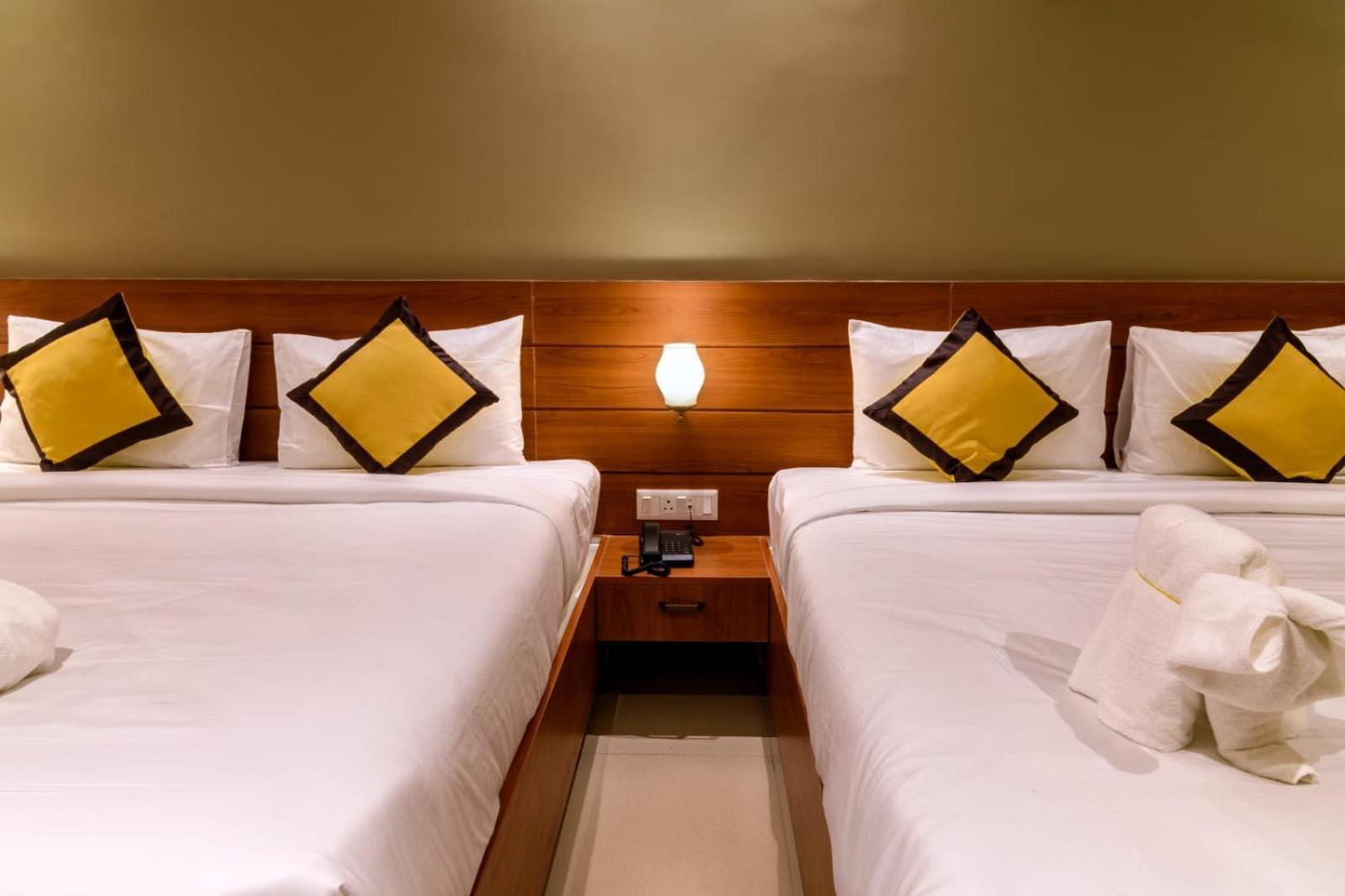 Rs Regal Inn-دوغار المظهر الخارجي الصورة