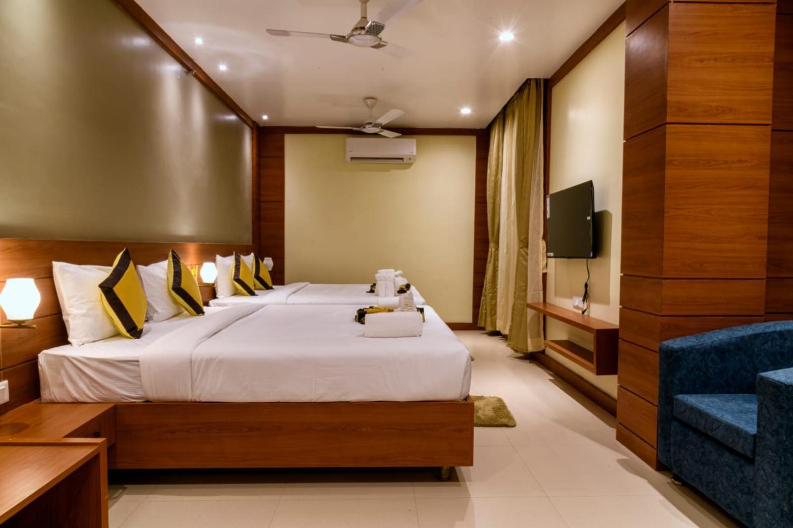 Rs Regal Inn-دوغار المظهر الخارجي الصورة